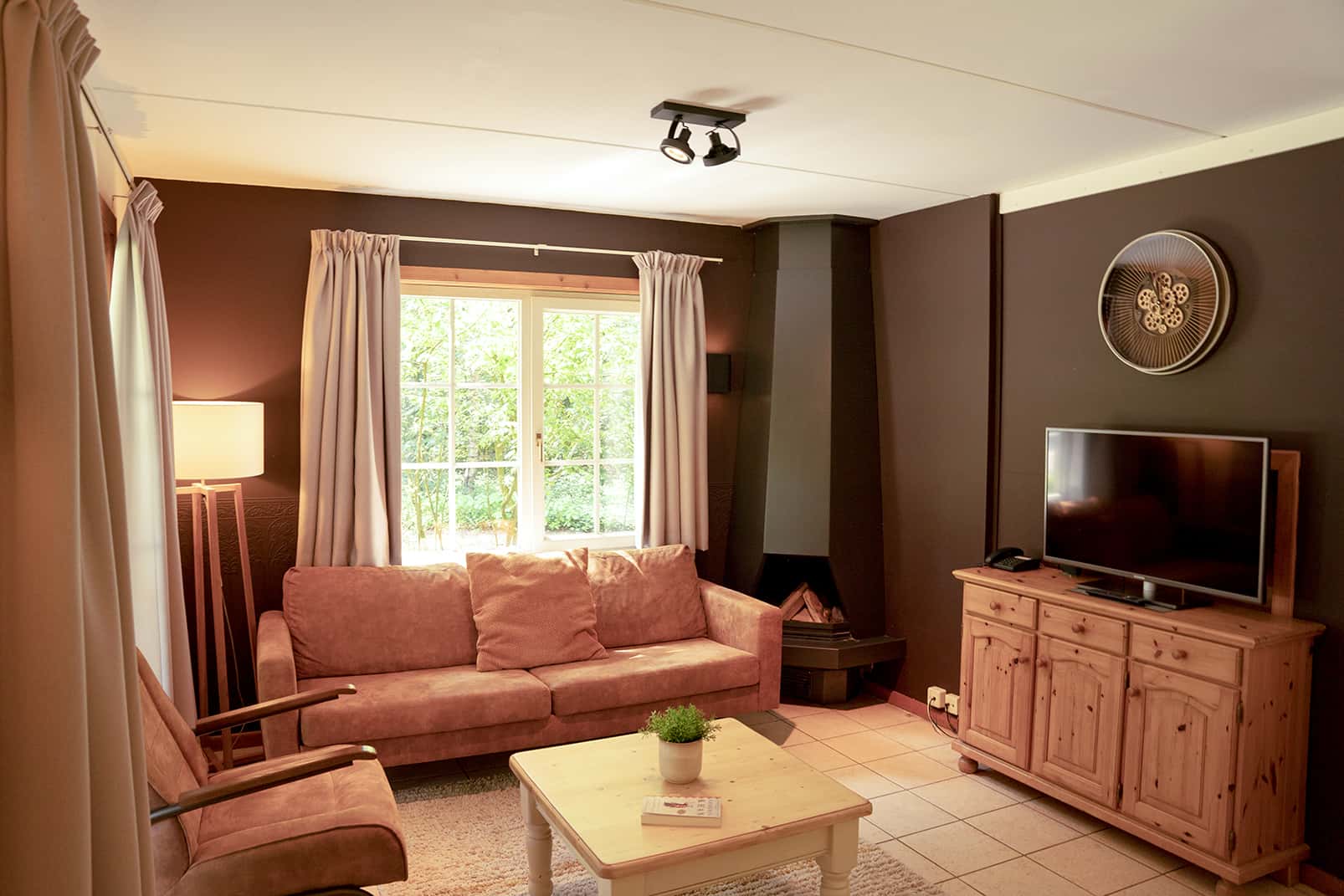 Comfortable Ground-Floor Apartment with Full Amentities