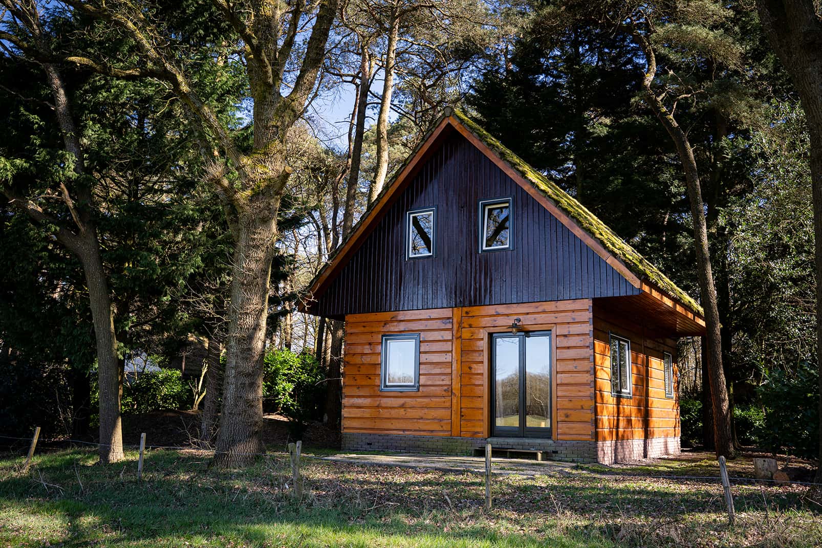 Athmospheric Holiday Home by the Meadow